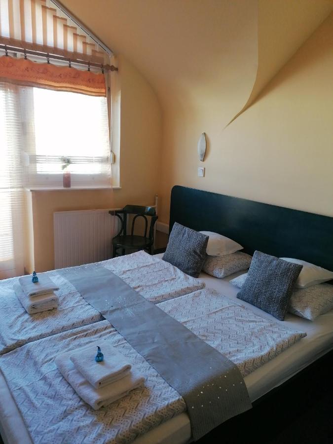 Bianco Lejlighed Sopron Eksteriør billede